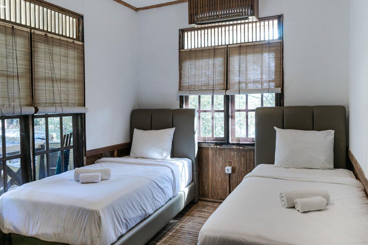Menjangan Ecolodge - Chse Certified Banyuwedang Exterior photo