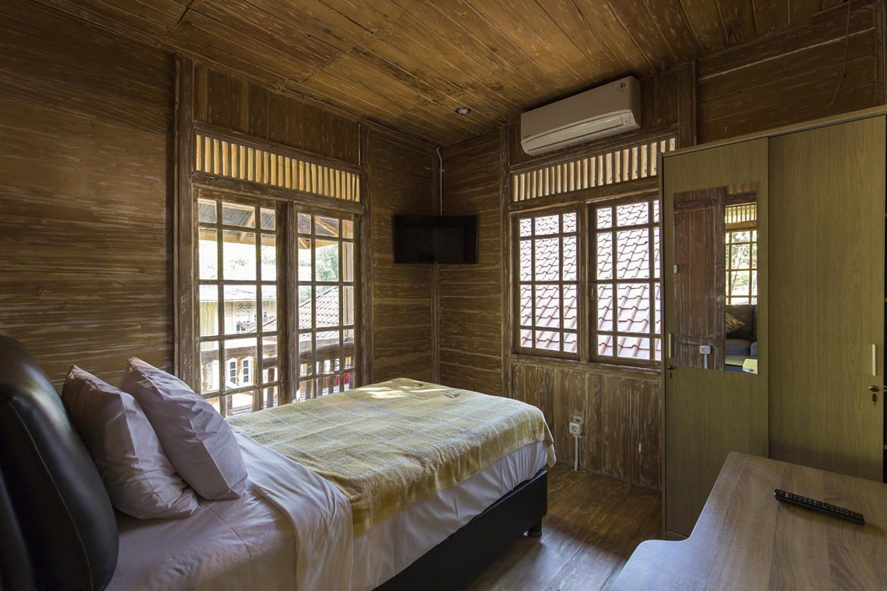 Menjangan Ecolodge - Chse Certified Banyuwedang Exterior photo
